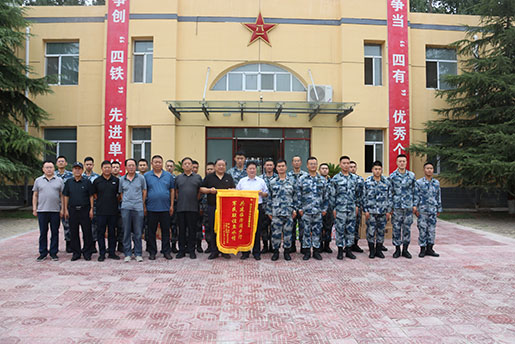 共建臨汾闊步行，軍民聯(lián)誼魚水情